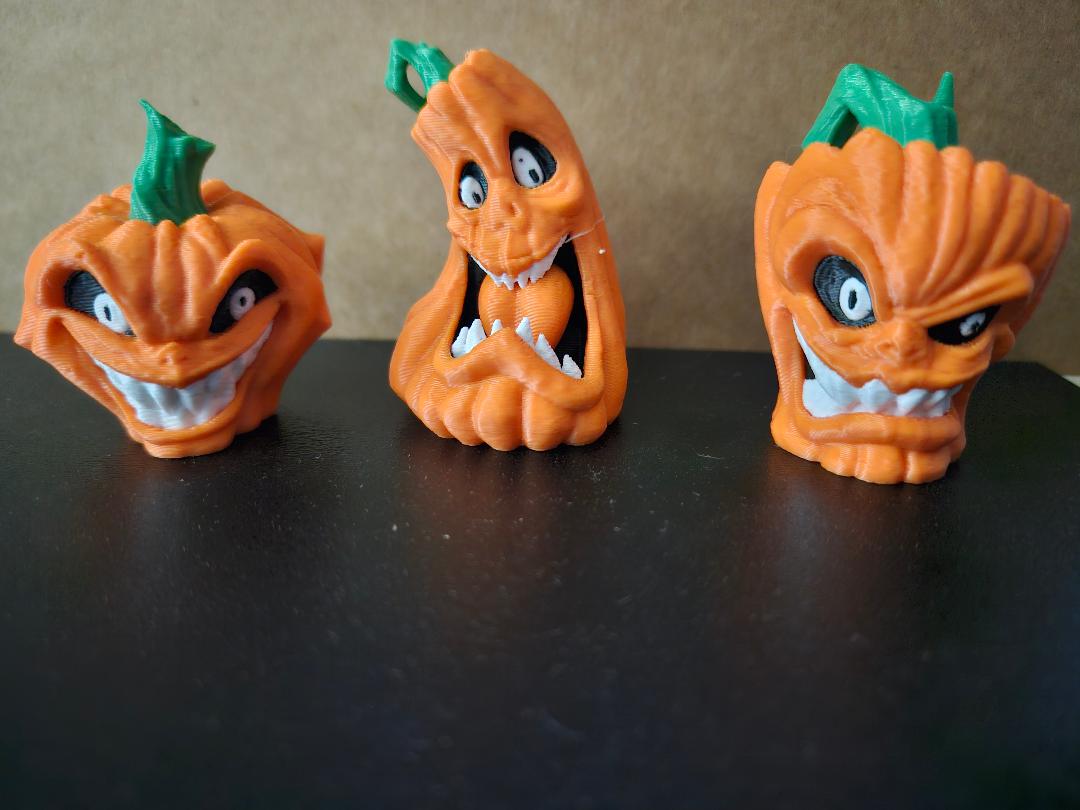 Halloween Trio keychains