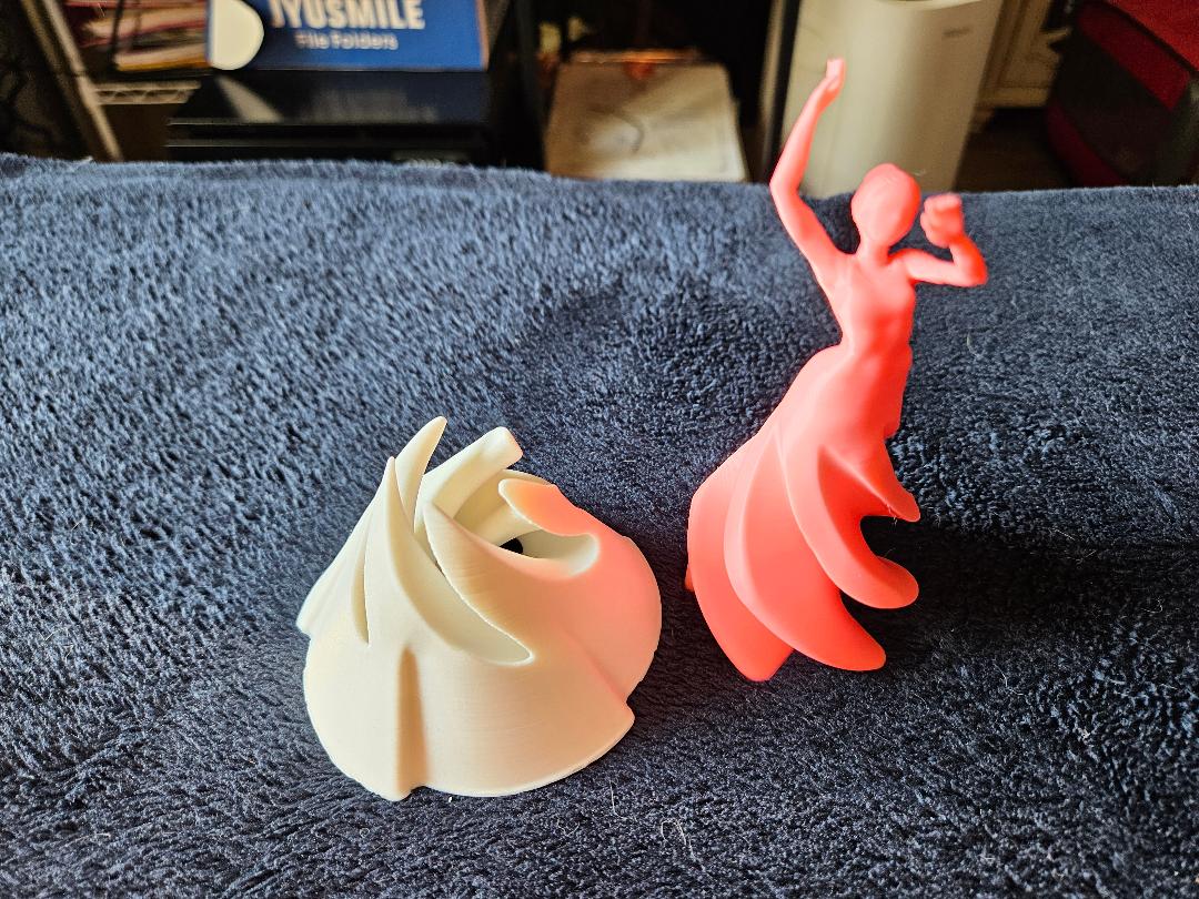 Dancing lady fidget spinner